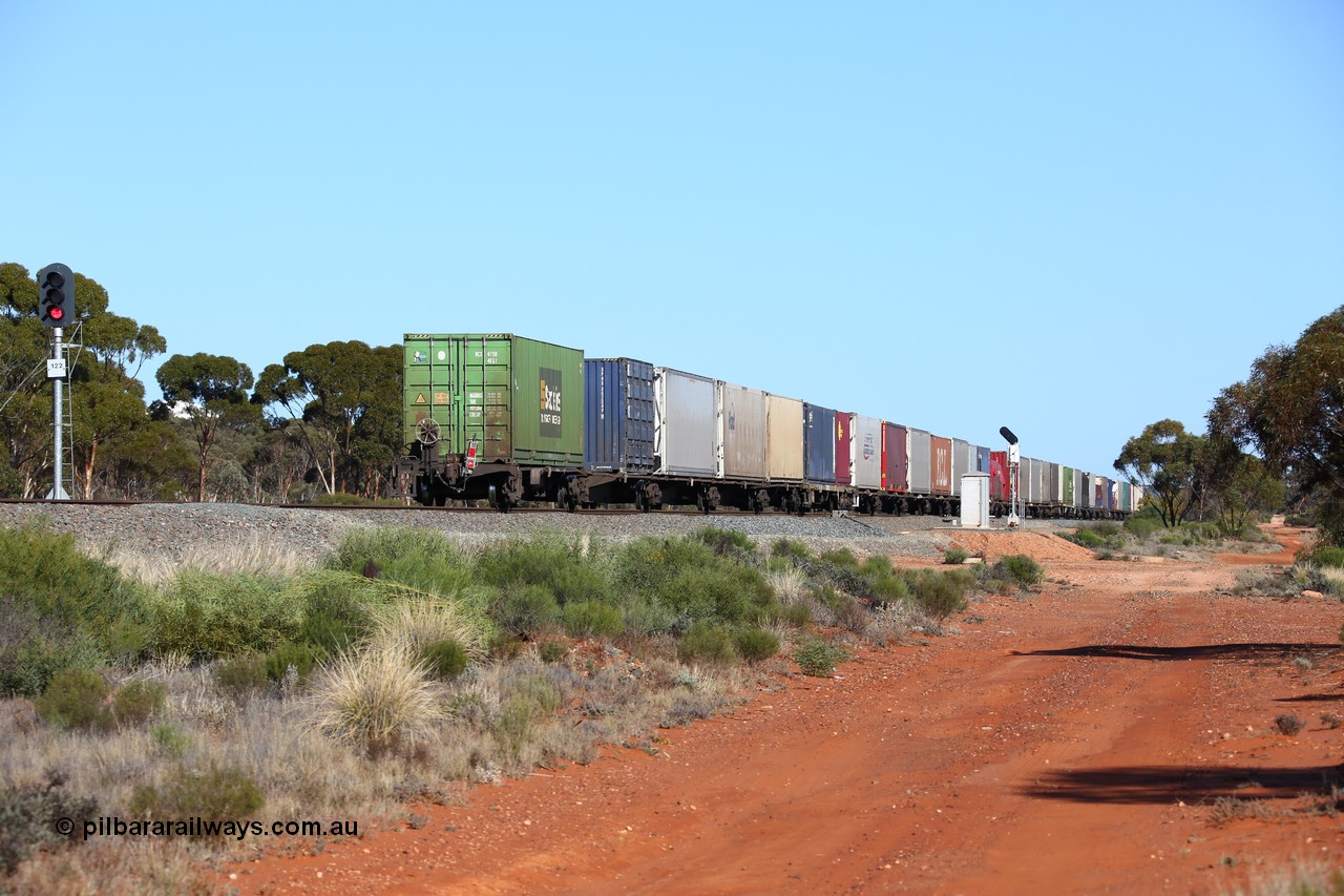 160530 9284
Binduli, 7SP3 intermodal service, RRAY 7219
Keywords: RRAY-type;RRAY7219;ABB-Engineering-NSW;