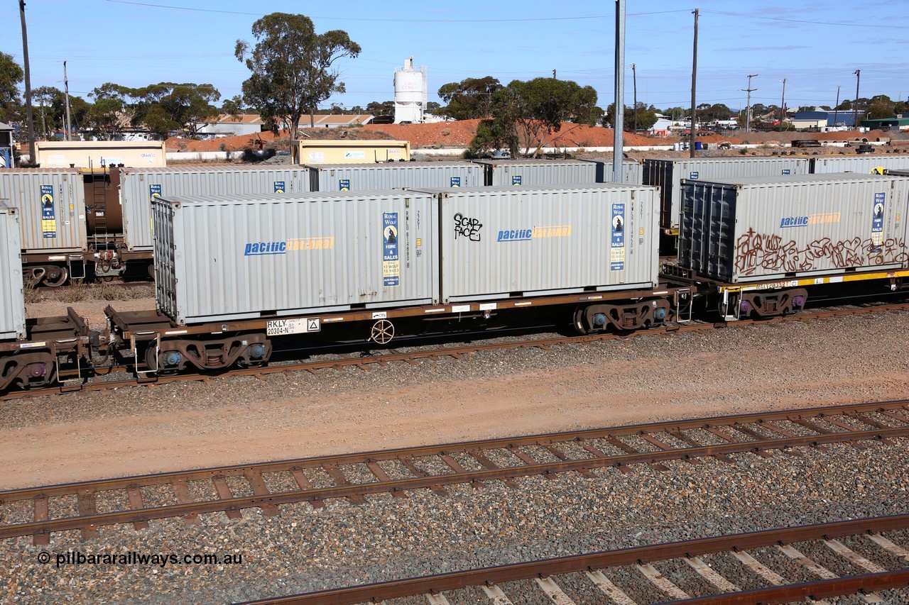 160531 9916
West Kalgoorlie, 1MP2 steel train, RKLY 20304 container waggon, originally built by EPT NSW in 1979-81 as an BDY / NODY open waggon before being heavily modified by ANI Engineering in 1998.
Keywords: RKLY-type;RKLY20304;EPT-NSW;BDY-type;