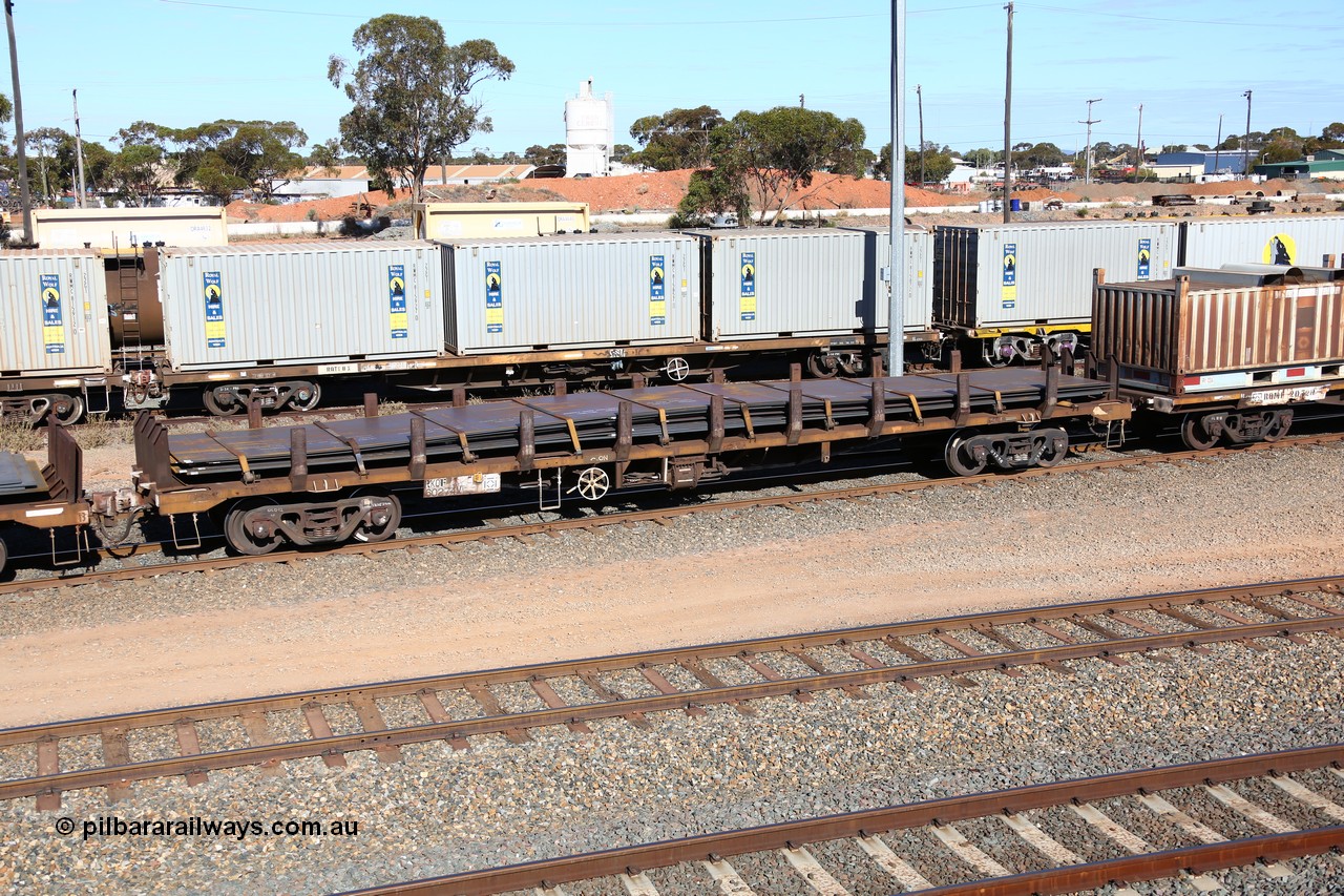 160531 9921
West Kalgoorlie, 1MP2 steel train, RKQF 60274
Keywords: RKQF-type;RKQF60274;