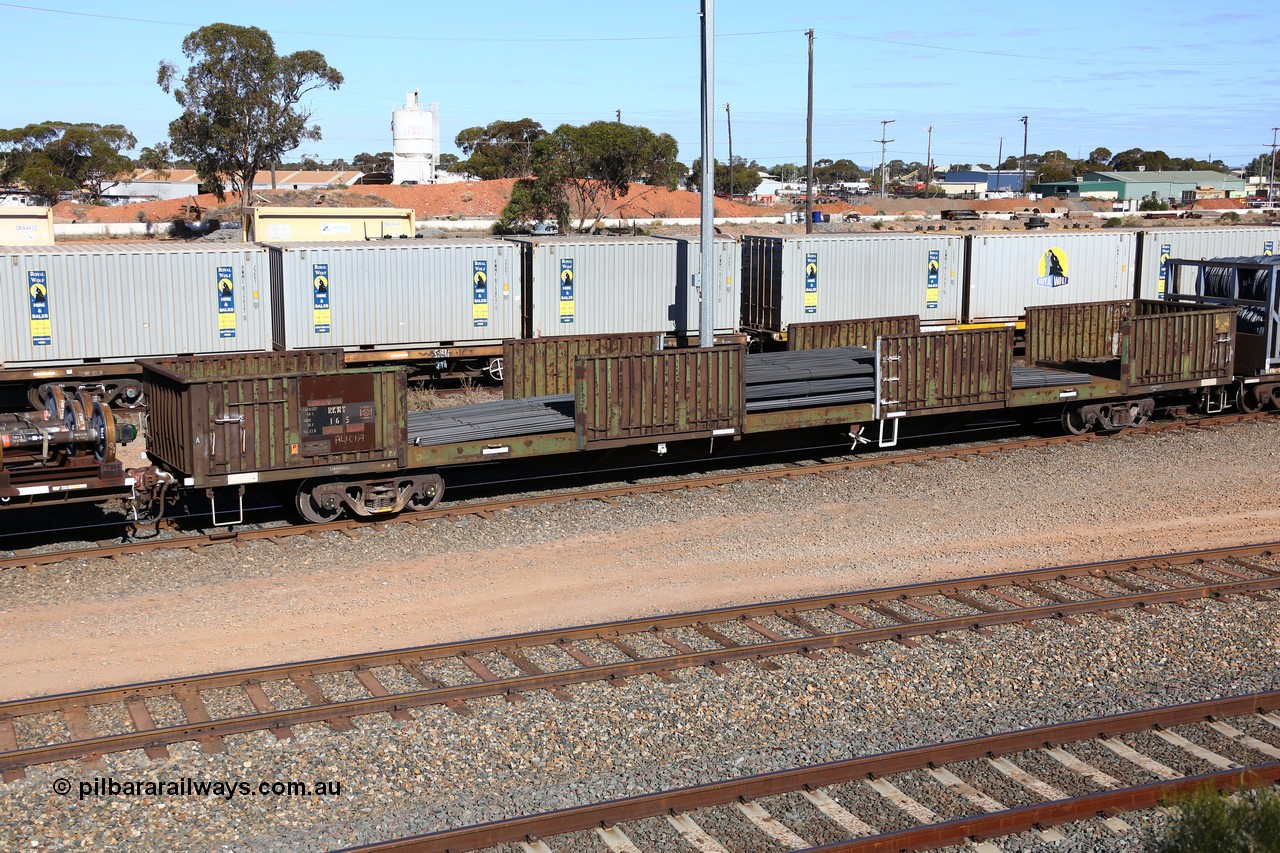 160531 9929
West Kalgoorlie, 1MP2 steel train, RKWY 16
Keywords: RKWY-type;RKWY16;