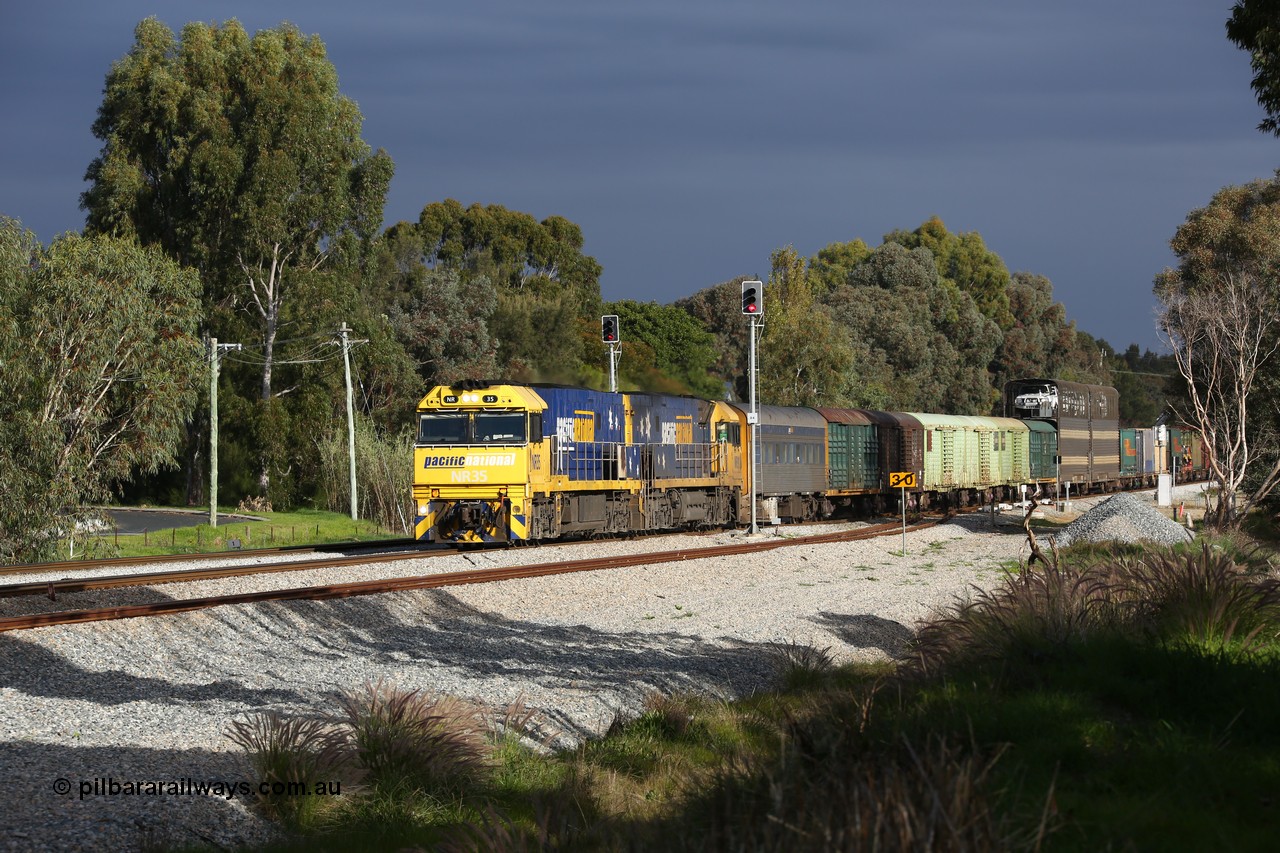 160609 0386
Woodbridge, 5PM5 intermodal train arrives at the triangle and splits signal post 82 and 84 with power from Goninan built GE model Cv40-9i NR class unit NR 35 serial 7250-06/97-237 and a sister unit with 39 waggons for a length of 1791 metres and 3960 tonnes.
Keywords: NR-class;NR35;Goninan;GE;Cv40-9i;7250-06/97-237;