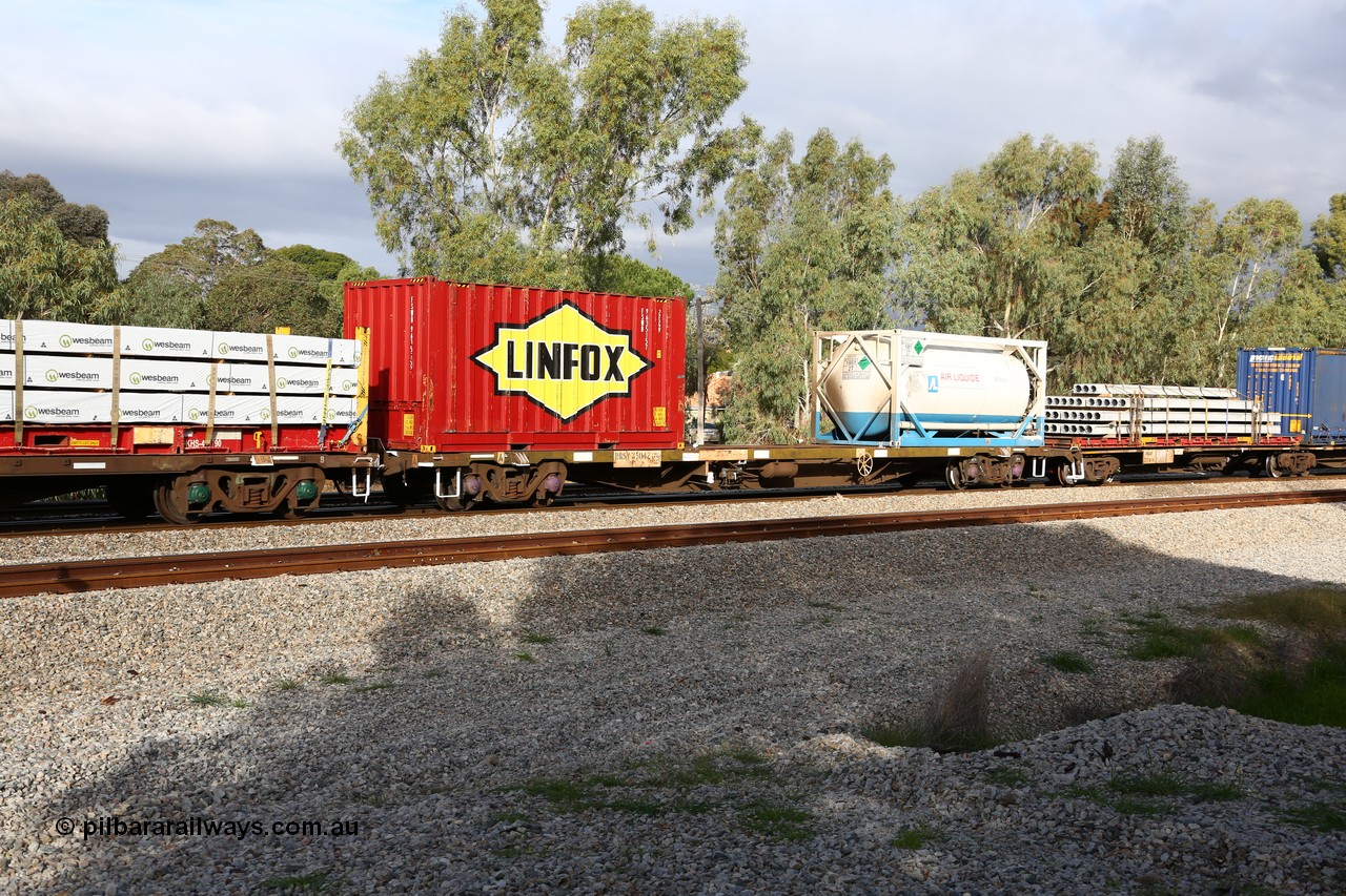 160609 0432
Woodbridge, 5PM5 intermodal train, RQSY 35042 built by Goninan NSW as an OCY type container waggon in a batch of one hundred in 1975, recoded to NQOY, NQGY and RQGY with a Linfox 20' 2EG9 type box FSWB 9635157 and an Air Liquide 20' argon ISO tank ISO 16-12.
Keywords: RQSY-type;RQSY35042;Goninan-NSW;OCY-type;