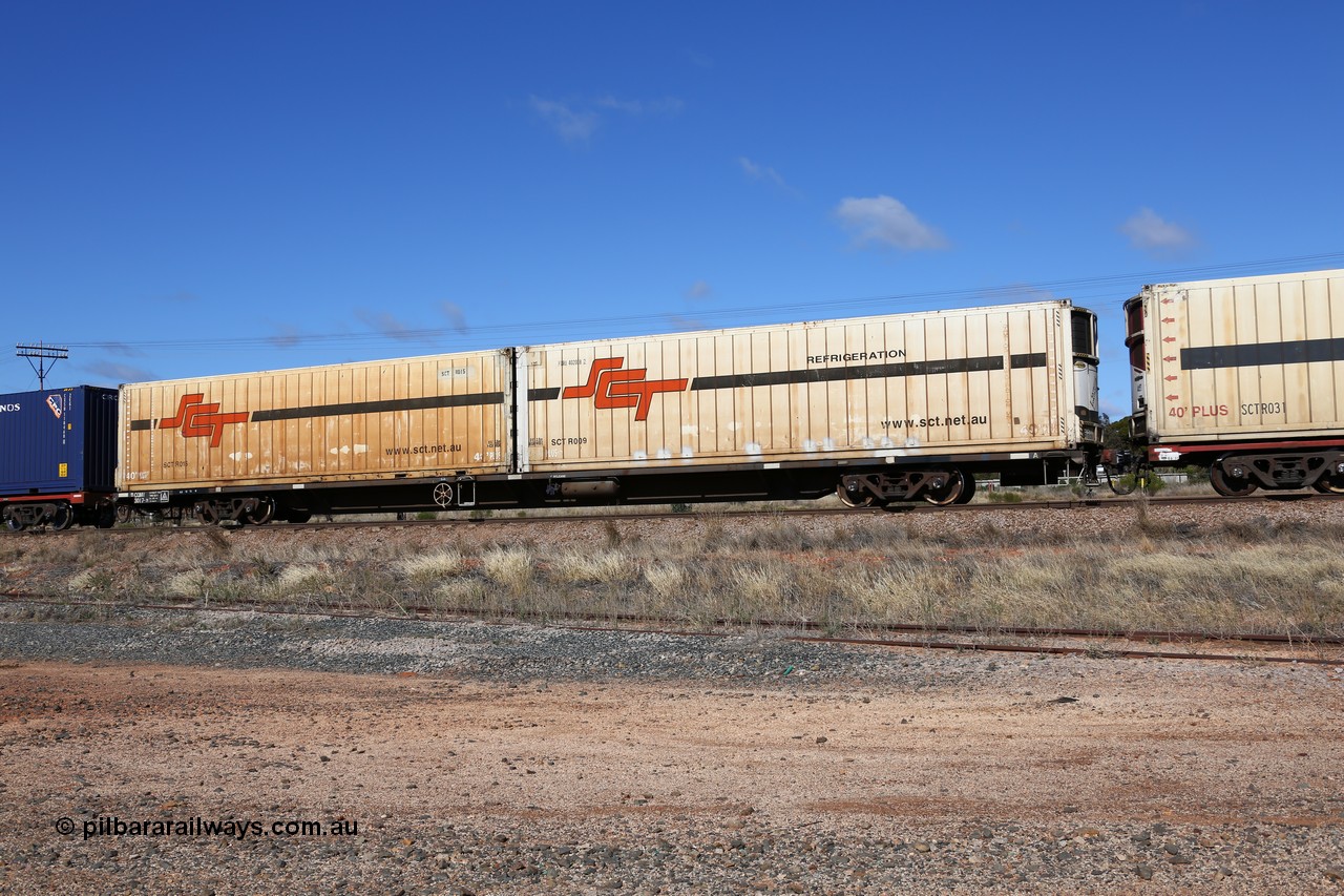 160522 2267
Parkeston, SCT train 6MP9 operating from Melbourne to Perth, CQMY type 80' container flat CQMY 3017, a CFCLA lease waggon built by Bluebird Rail Operations in a group of one hundred loaded with two original liveried SCT 40' reefers SCTR 009 originally FORU 402008 and SCTR 014.
Keywords: CQMY-type;CQMY3017;Bluebird-Rail-Operations-SA;