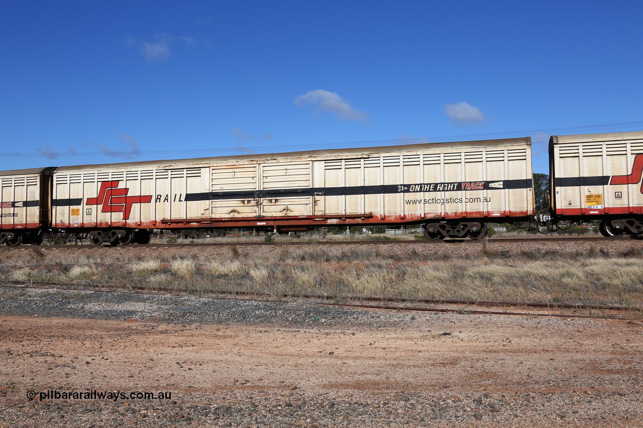 160522 2280
Parkeston, SCT train 6MP9 operating from Melbourne to Perth, ABSY type ABSY 4414 covered van, originally built by Comeng WA in 1977 for Commonwealth Railways as VFX type, recoded to ABFX and RBFX to SCT as ABFY before conversion by Gemco WA to ABSY in 2004/05.
Keywords: ABSY-type;ABSY4414;Comeng-WA;VFX-type;ABFX-type;ABFY-type;