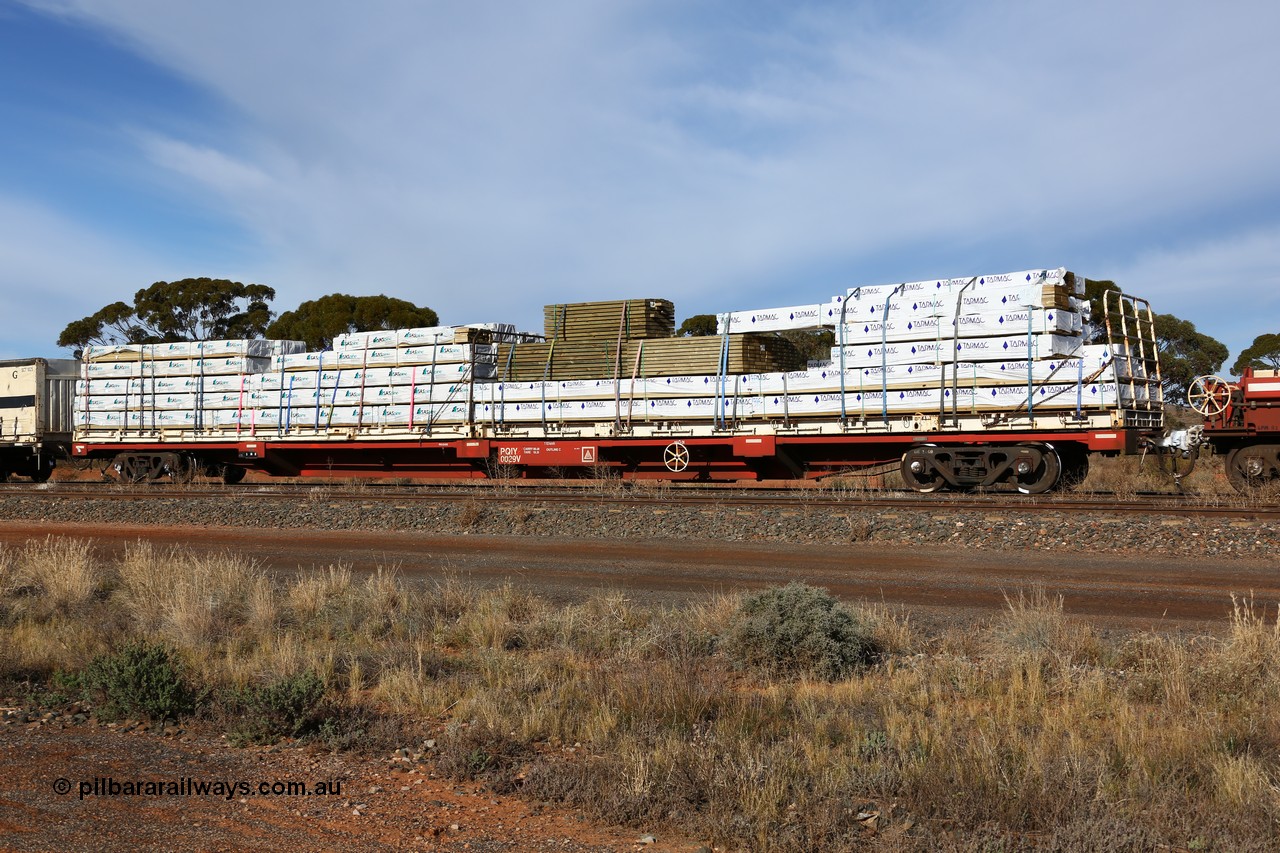 160523 2835
Parkeston, SCT train 7GP1 which operates from Parkes NSW (Goobang Junction) to Perth, Gemco WA built PQIY type 80' container flat PQIY 0029 loaded with two SCT 40' flatracks, one loaded with TARMAC timber products and SCT AT 08 with SA Pine timber products.
Keywords: PQIY-type;PQIY0029;Gemco-WA;
