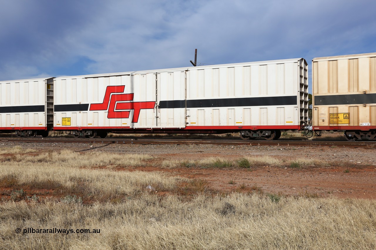 160523 2876
Parkeston, SCT train 7GP1 which operates from Parkes NSW (Goobang Junction) to Perth, PBHY type covered van PBHY 0094 Greater Freighter, built by CSR Meishan Rolling Stock Co China in 2014 without the Greater Freighter signage.
Keywords: PBHY-type;PBHY0094;CSR-Meishan-China;