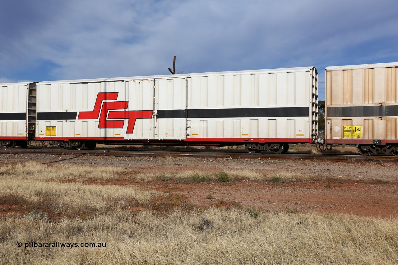 160523 2888
Parkeston, SCT train 7GP1 which operates from Parkes NSW (Goobang Junction) to Perth, PBHY type covered van PBHY 0103 Greater Freighter, built by CSR Meishan Rolling Stock Co China in 2014 without the Greater Freighter signage.
Keywords: PBHY-type;PBHY0103;CSR-Meishan-China;