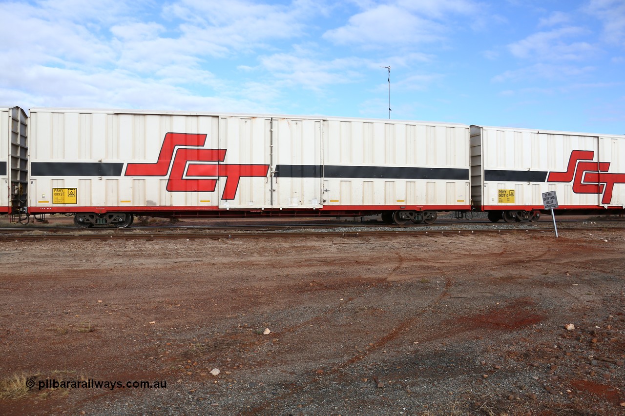160525 4557
Parkeston, SCT train 3PG1 which operates from Perth to Parkes NSW (Goobang Junction), PBHY type covered van PBHY 0092 Greater Freighter, built by CSR Meishan Rolling Stock Co China in 2014 without the Greater Freighter signage.
Keywords: PBHY-type;PBHY0092;CSR-Meishan-China;