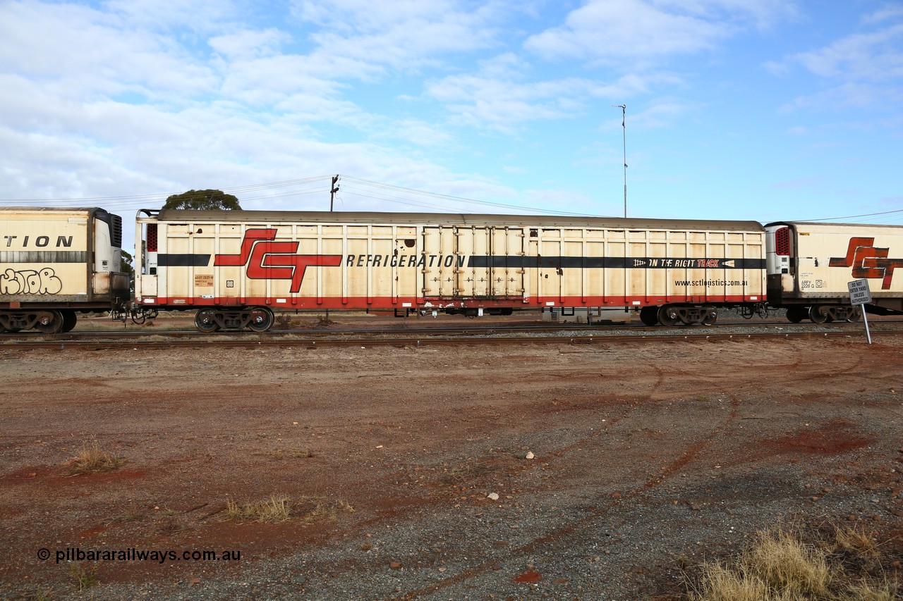 160525 4566
Parkeston, SCT train 3PG1 which operates from Perth to Parkes NSW (Goobang Junction), ARBY type ARBY 2837 refrigerated box van converted by Gemco WA from former ANR Carmor Engineering SA 1976 built VFX type covered van which were recoded to ABFX/Y in later years.
Keywords: ARBY-type;ARBY2837;Carmor-Engineering-SA;VFX-type;ABFY-type;Gemco-WA;