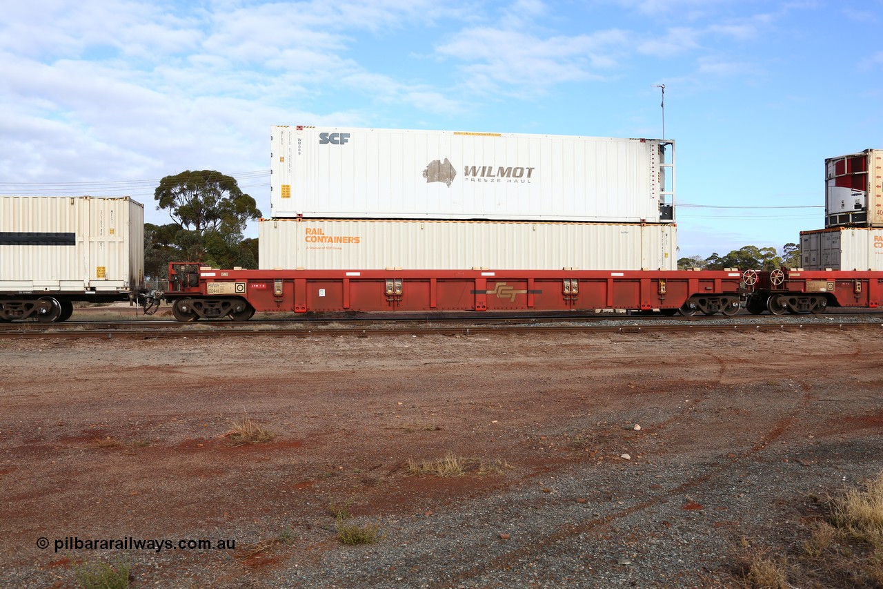 160525 4579
Parkeston, SCT train 3PG1 which operates from Perth to Parkes NSW (Goobang Junction), PWWY type PWWY 0024 one of forty well waggons built by Bradken NSW for SCT, loaded with a 48' MFG1 type Rail Containers box SCFU 412562 and a 46' 6