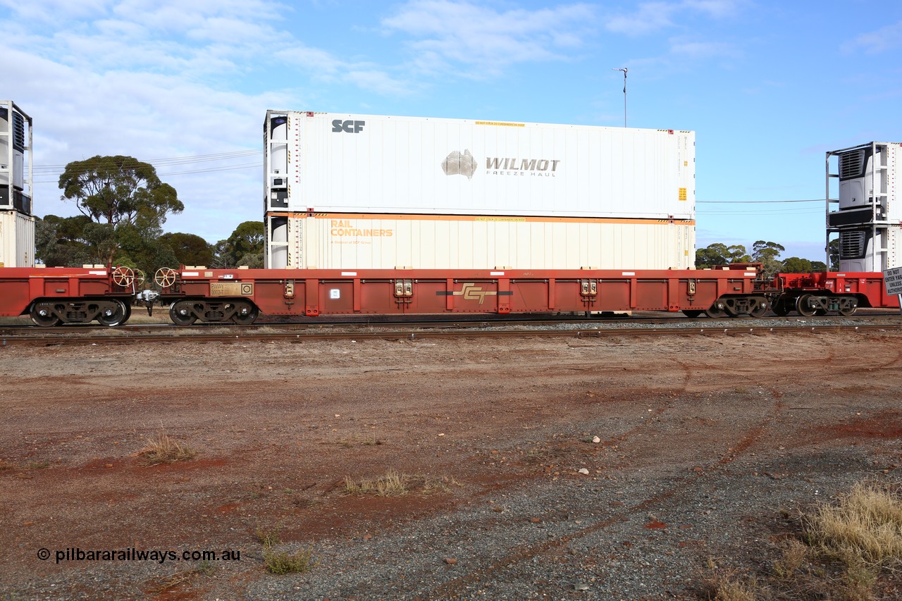 160525 4582
Parkeston, SCT train 3PG1 which operates from Perth to Parkes NSW (Goobang Junction), PWWY type PWWY 0002 one of forty well waggons built by Bradken NSW for SCT, loaded with a 48' MFR3 type Rail Containers reefer SCFU 811005 and a 48' MFRG type former Wilmot Freeze Haul reefer, now SCFU 814060.
Keywords: PWWY-type;PWWY0002;Bradken-NSW;