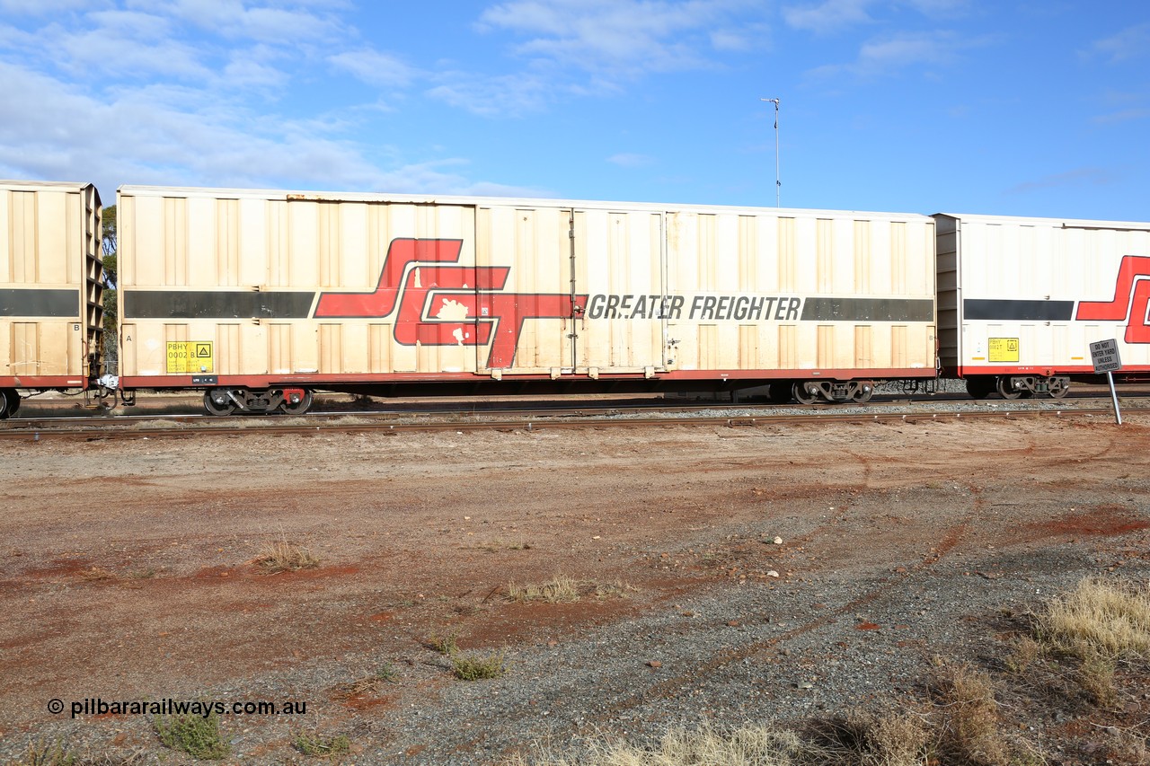160525 4595
Parkeston, SCT train 3PG1 which operates from Perth to Parkes NSW (Goobang Junction), PBHY type covered van PBHY 0002 Greater Freighter, one of thirty five units built by Gemco WA in 2005.
Keywords: PBHY-type;PBHY0002;Gemco-WA;