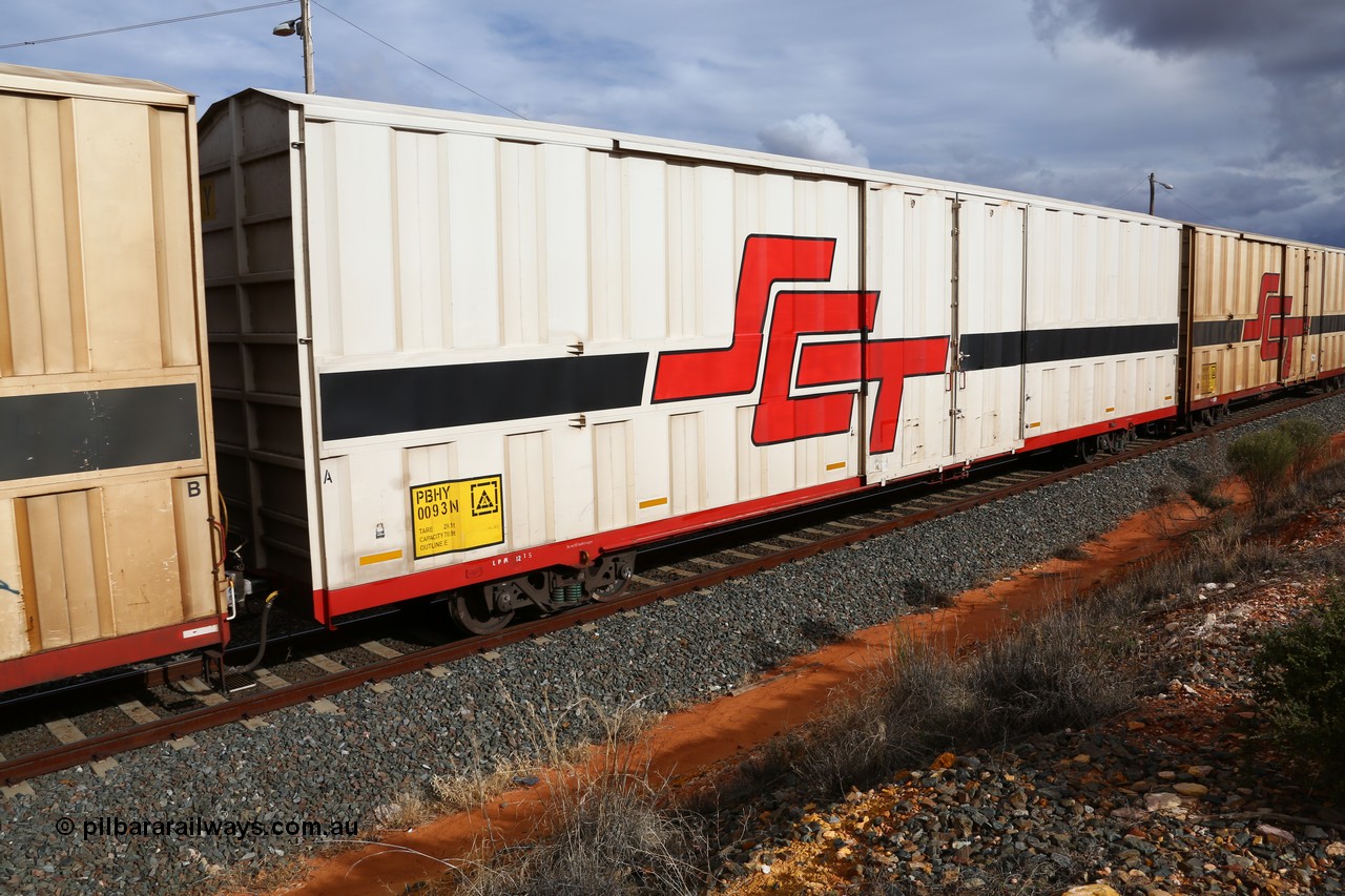 160526 5296
West Kalgoorlie, SCT train 3MP9 operating from Melbourne to Perth, PBHY type covered van PBHY 0093 Greater Freighter, built by CSR Meishan Rolling Stock Co China in 2014 without the Greater Freighter signage.
Keywords: PBHY-type;PBHY0093;CSR-Meishan-China;
