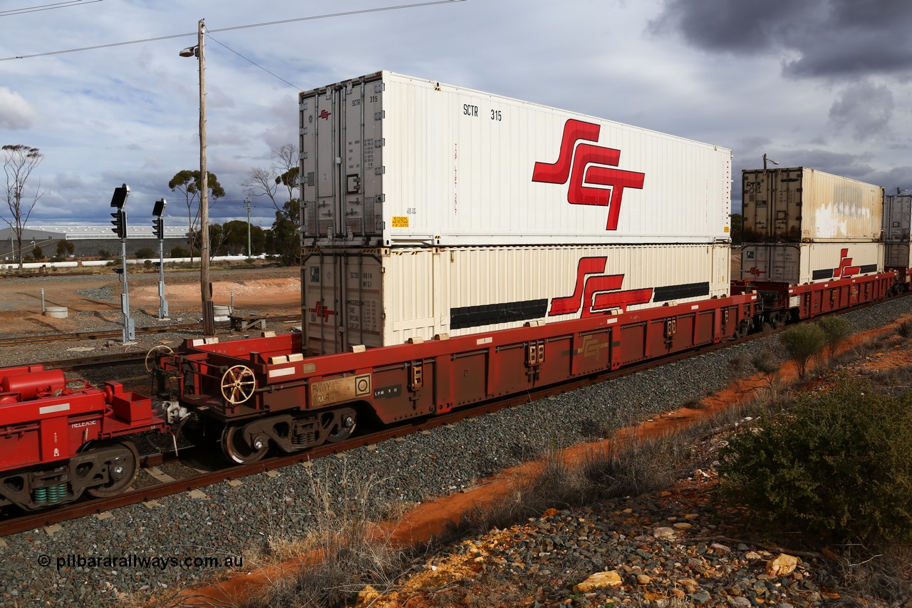 160526 5332
West Kalgoorlie, SCT train 3MP9 operating from Melbourne to Perth, PWWY type PWWY 0020 one of forty well waggons built by Bradken NSW for SCT, loaded with a 48' MFG1 type container SCT unit SCTDS 4814 and a 48' SCT reefer SCTR 315.
Keywords: PWWY-type;PWWY0020;Bradken-NSW;