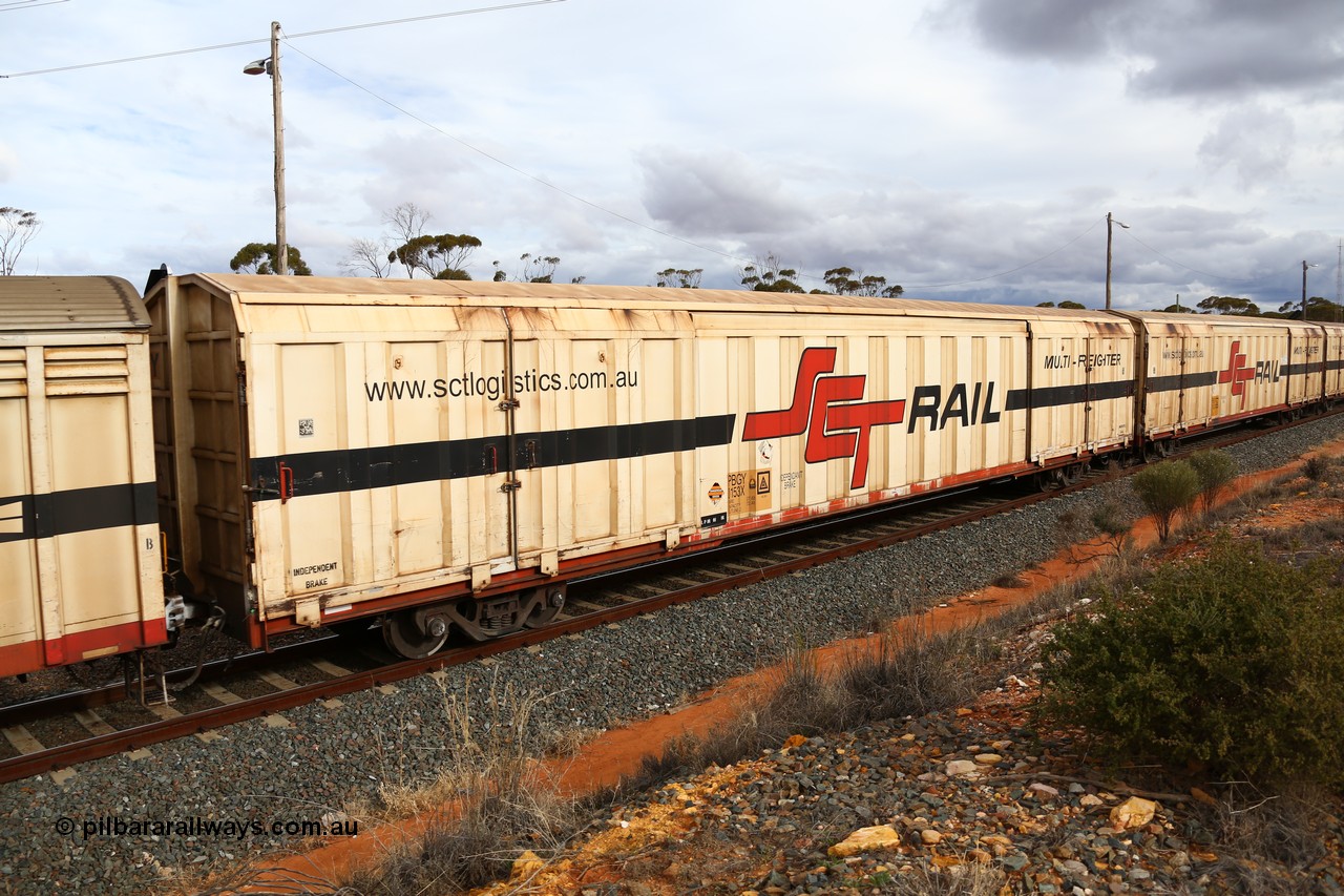160526 5338
West Kalgoorlie, SCT train 3MP9 operating from Melbourne to Perth, PBGY type covered van PBGY 0153 Multi-Freighter, one of eighty units built by Gemco WA, with Independent Brake signage.
Keywords: PBGY-type;PBGY0153;Gemco-WA;