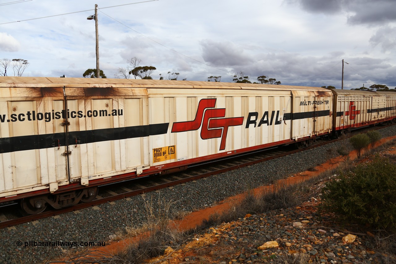 160526 5341
West Kalgoorlie, SCT train 3MP9 operating from Melbourne to Perth, PBGY type covered van PBGY 0088 Multi-Freighter, one of eighty units built by Gemco WA.
Keywords: PBGY-type;PBGY0088;Gemco-WA;