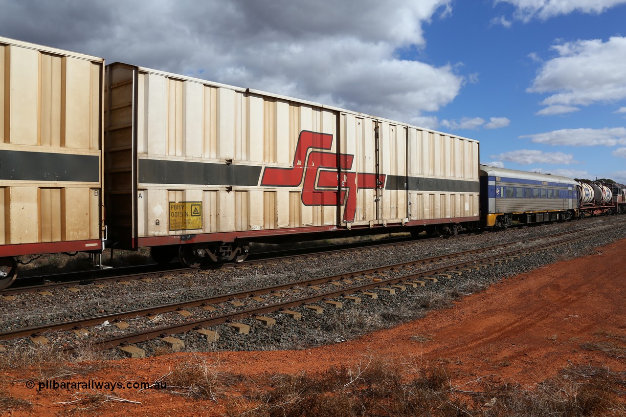 160529 8876
Parkeston, SCT train 6MP9 operating from Melbourne to Perth, PBHY type covered van PBHY 0015 Greater Freighter, one of thirty five units built by Gemco WA in 2005 without the Greater Freighter signage.
Keywords: PBHY-type;PBHY0015;Gemco-WA;