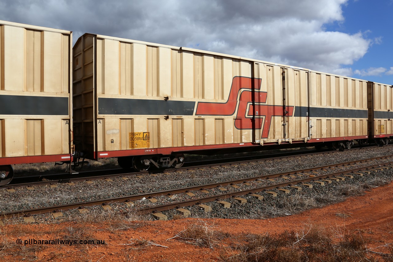 160529 8878
Parkeston, SCT train 6MP9 operating from Melbourne to Perth, PBHY type covered van PBHY 0059 Greater Freighter, one of a second batch of thirty units built by Gemco WA without the Greater Freighter signage.
Keywords: PBHY-type;PBHY0059;Gemco-WA;
