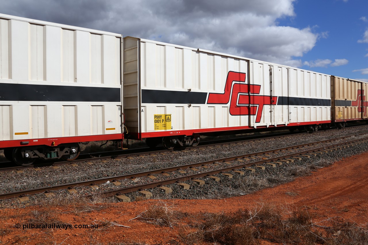 160529 8880
Parkeston, SCT train 6MP9 operating from Melbourne to Perth, PBHY type covered van PBHY 0001 Greater Freighter, type leader of thirty five units built by Gemco WA in 2005.
Keywords: PBHY-type;PBHY0001;Gemco-WA;