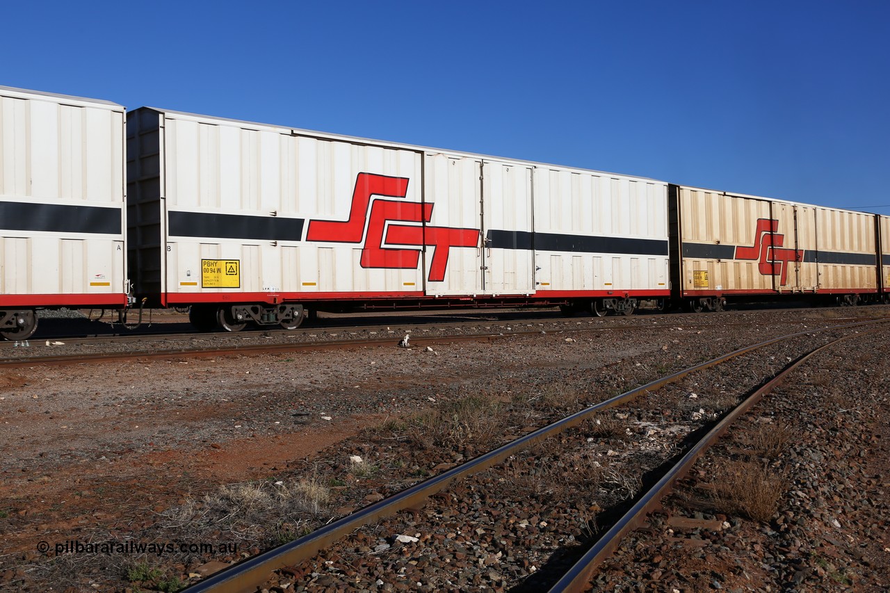 160530 9196
Parkeston, SCT train 7GP1 which operates from Parkes NSW (Goobang Junction) to Perth, PBHY type covered van PBHY 0094 Greater Freighter, built by CSR Meishan Rolling Stock Co China in 2014 without the Greater Freighter signage.
Keywords: PBHY-type;PBHY0094;CSR-Meishan-China;