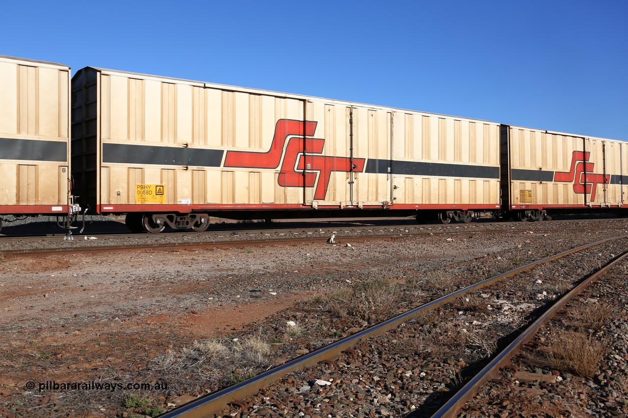 160530 9207
Parkeston, SCT train 7GP1 which operates from Parkes NSW (Goobang Junction) to Perth, PBHY type covered van PBHY 0058 Greater Freighter, one of a second batch of thirty units built by Gemco WA without the Greater Freighter signage.
Keywords: PBHY-type;PBHY0058;Gemco-WA;
