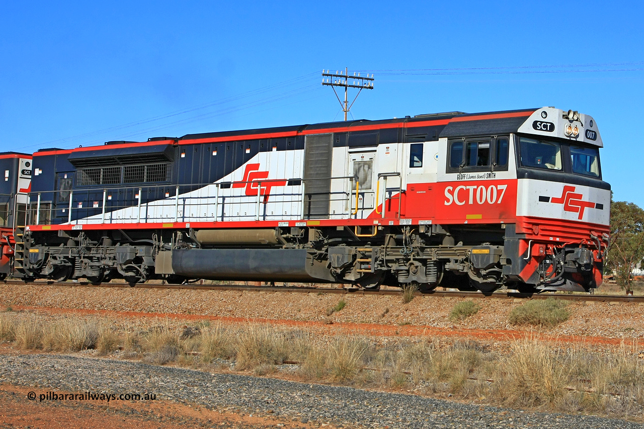 100603 8959
Parkeston, SCT's 3MP9 service operating from Melbourne to Perth with EDI Downer built EMD model GT46C-ACe unit SCT 007 'Geoff (James Bond) Smith' serial 97-1731 leading SCT 002 and 74 waggons for 5674 tonnes and 1782.1 metres in length. 1336 hrs on the 3rd of June 2010.
Keywords: SCT-class;SCT007;EDI-Downer;EMD;GT46C-ACe;07-1731;