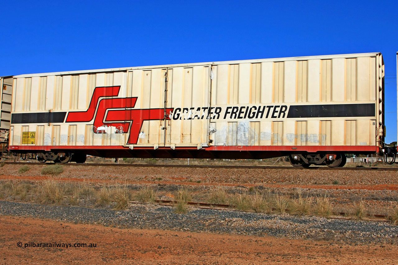 100603 8966
Parkeston, SCT train 3MP9, PBHY type covered van PBHY 0004 Greater Freighter, one of thirty five units built by Gemco WA in 2005.
Keywords: PBHY-type;PBHY0004;Gemco-WA;