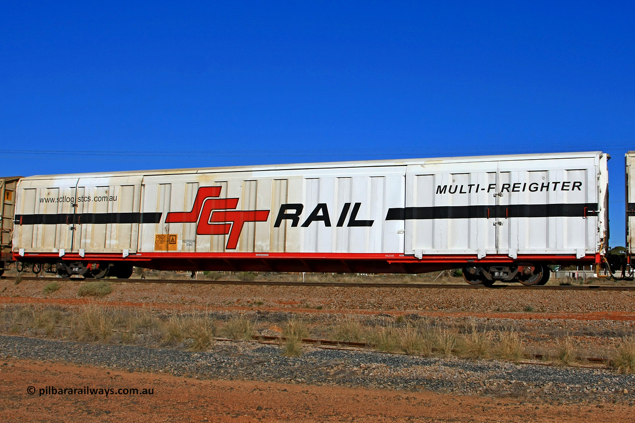 100603 8985
Parkeston, SCT train 3MP9, PBGY type covered van PBGY 0138 Multi-Freighter, one of eighty units built by Gemco WA in 2008, with Independent Brake signage.
Keywords: PBGY-type;PBGY0138;Gemco-WA;
