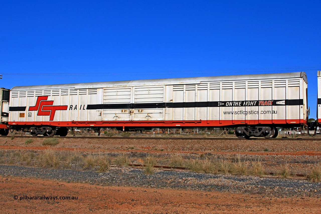 100603 8997
Parkeston, SCT train 3MP9, ABSY type covered van ABSY 3109, originally built by Comeng WA in a batch of fifty in 1977 for Commonwealth Railways as VFX type, recoded to ABFX and ABFY before being sold to SCT as ABFY and before conversion by Gemco WA to ABSY in 2004/05.
Keywords: ABSY-type;ABSY3109;Comeng-WA;VFX-type;ABFY-type;