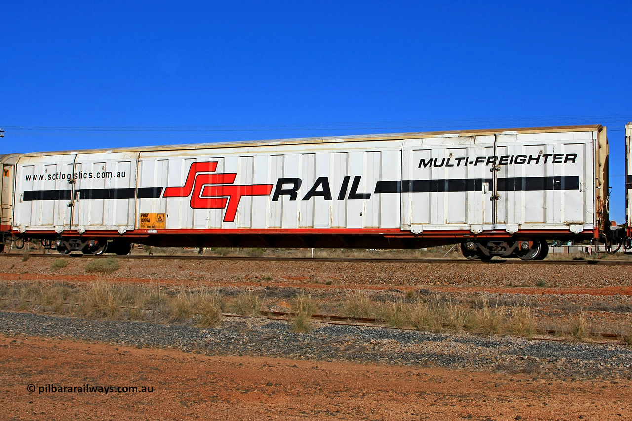 100603 9014
Parkeston, SCT train 3MP9, PBGY type covered van PBGY 0019 Multi-Freighter, one of eighty two waggons built by Queensland Rail Redbank Workshops in 2005.
Keywords: PBGY-type;PBGY0019;Qld-Rail-Redbank-WS;
