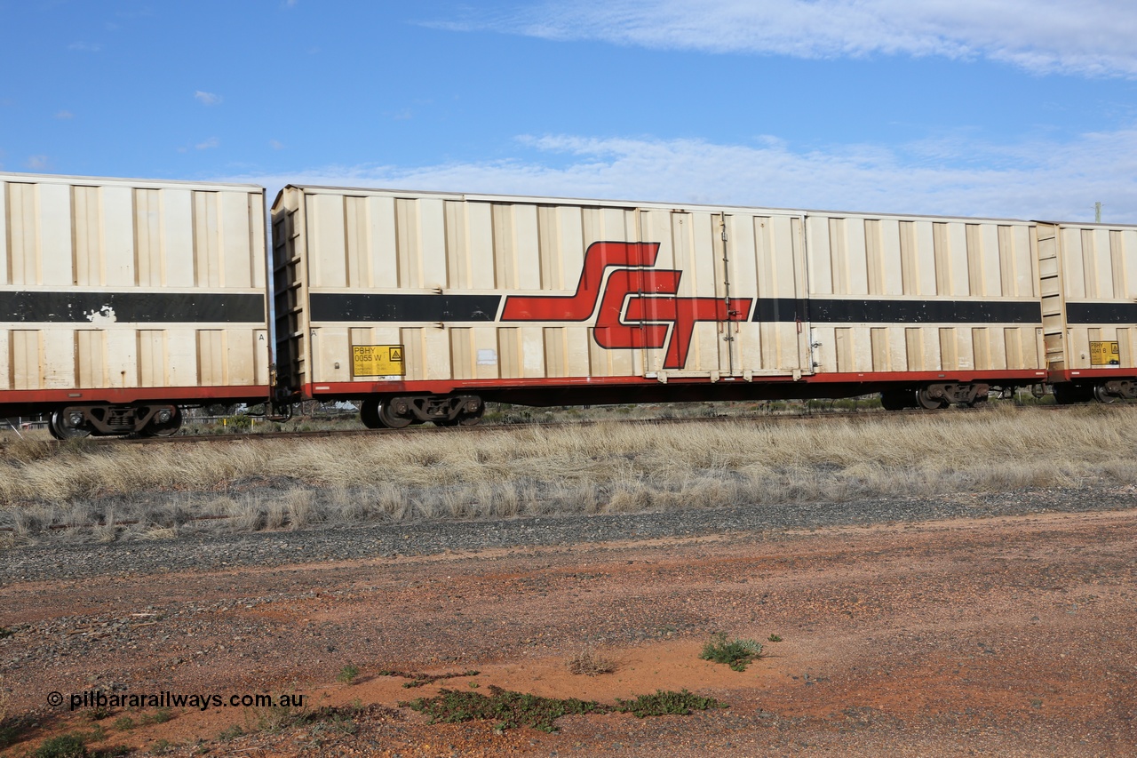130710 1016
Parkeston, SCT train 3PG1, PBHY type covered van PBHY 0055 Greater Freighter, one of a second batch of thirty units built by Gemco WA without the Greater Freighter signage.
Keywords: PBHY-type;PBHY0055;Gemco-WA;