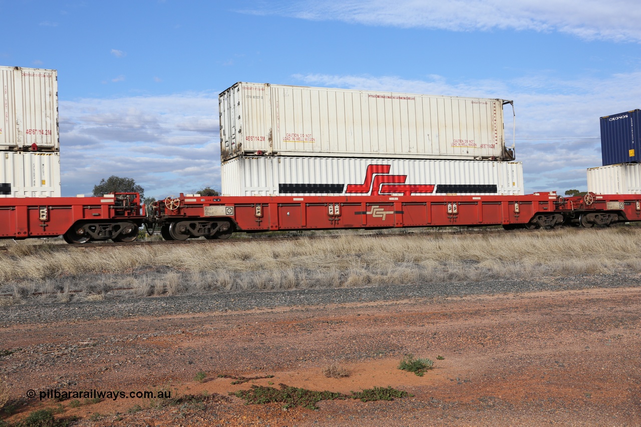 130710 1020
Parkeston, SCT train 3PG1, PWWY type 100 tonne well waggon PWWY 0014 double stacked with an SCT 48' MFG1 type container SCTDS 4833 and a 46' 6