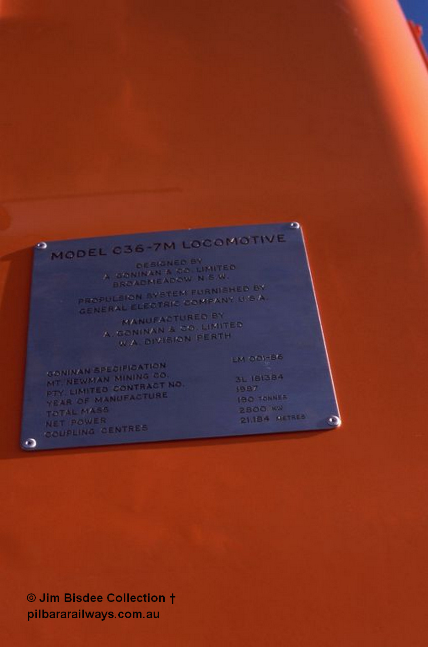 5948 001 Welshpool 1987Jan
Builders plate on Goninan rebuilt GE C36-7M unit 5506 'Mt Whaleback' serial 4839-01 / 87-071 rebuilt using Mt Newman Mining AE Goodwin ALCo C636 5455 serial G6012-4. January 1987.
Jim Bisdee photo.
Keywords: 5506;Goninan;GE;C36-7M;4839-01/87-071;rebuild;AE-Goodwin;ALCo;C636;5455;G6012-4;