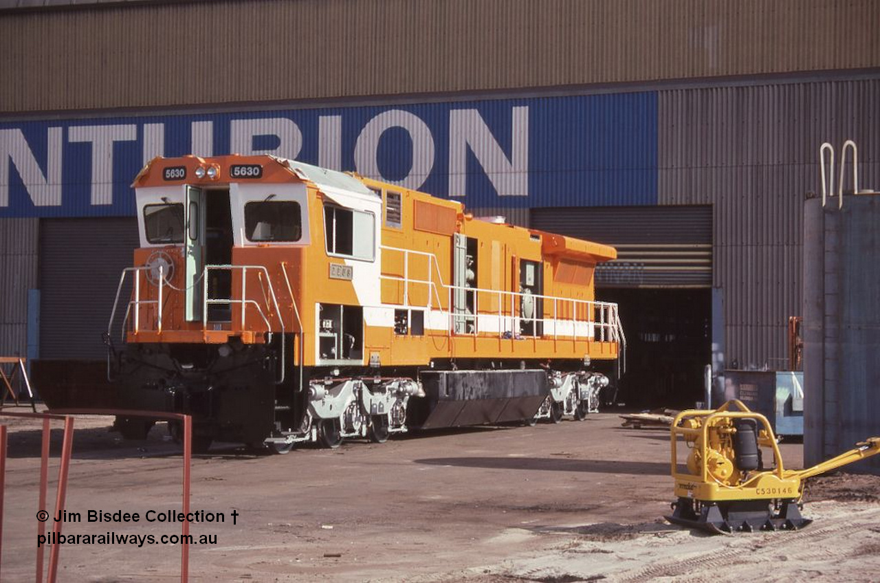 6995 001 Welshpool 19880819
Welshpool, Goninan workshops, under construction Mt Newman Mining's GE model CM39-8 loco 5630 'Zeus' serial 5831-09 / 88-079, 19th August 1988 image.
Jim Bisdee photo.
Keywords: 5630;Goninan;GE;CM39-8;5831-09/88-079;