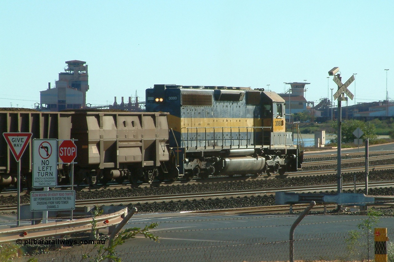 040809 161352r
Nelson Point BHP Billiton SD40 yard pilot unit 3080 serial 33674 originally Southern Pacific SD40 SP 8482 and wearing former owner IC&E blue and yellow livery crosses the BI-LO grade crossing with a loaded rake for Car Dumper 3 9th August 2004.
Keywords: 3080;EMD;SD40;33674/7083-4;SP8482;