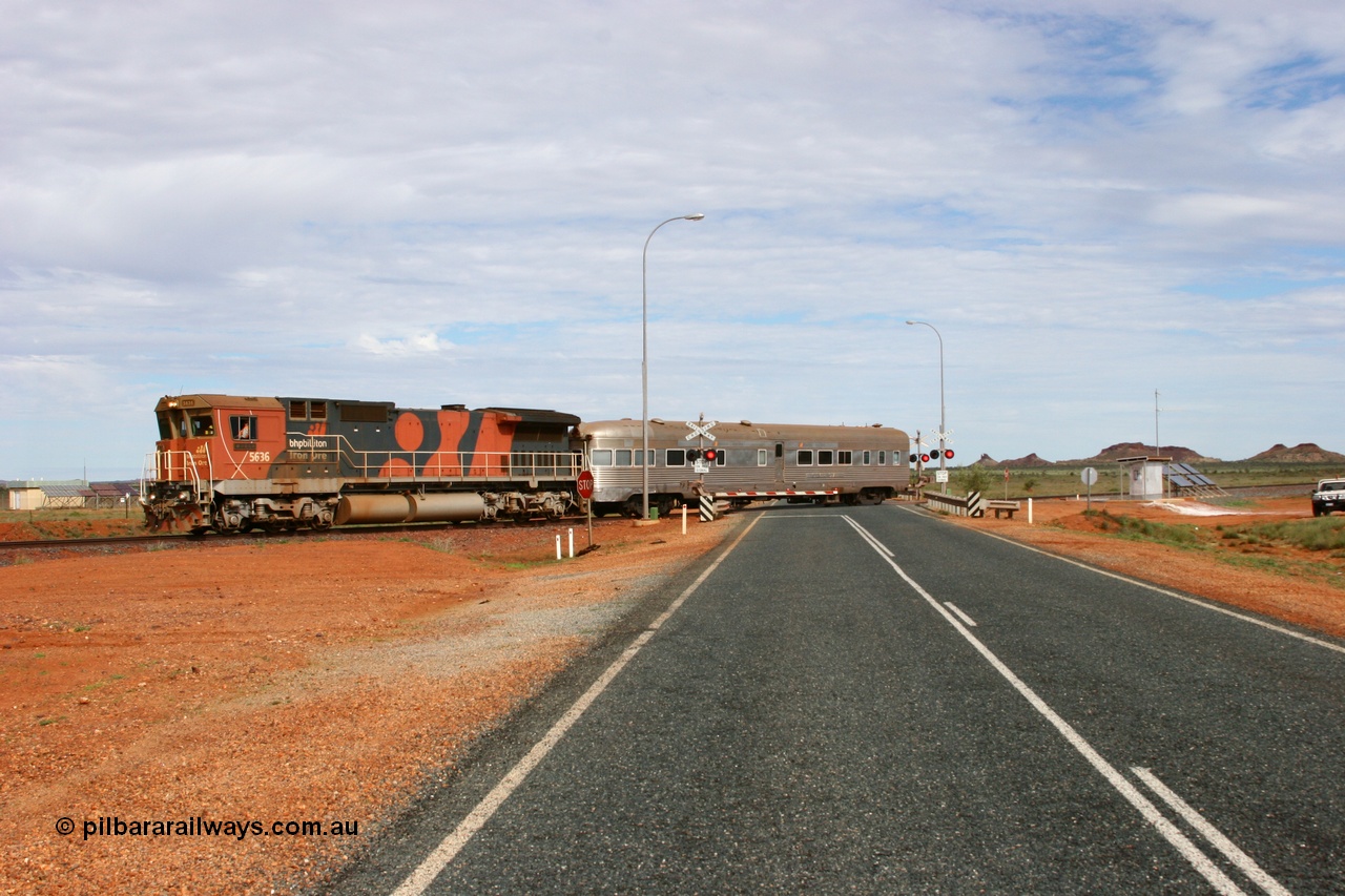 050624 3268
Broome Rd grade crossing at the 57.1 km on the GML sees BHP Billiton Goninan GE rebuilt model CM40-8M unit 5636 'Munda' serial 8151-11 / 91-122 leads the Sundowner on its way to Goldsworthy across the highway 24th June 2005.
Keywords: 5636;Goninan;GE;CM40-8M;8151-11/91-122;rebuild;AE-Goodwin;ALCo;C636;5462;G6035-3;