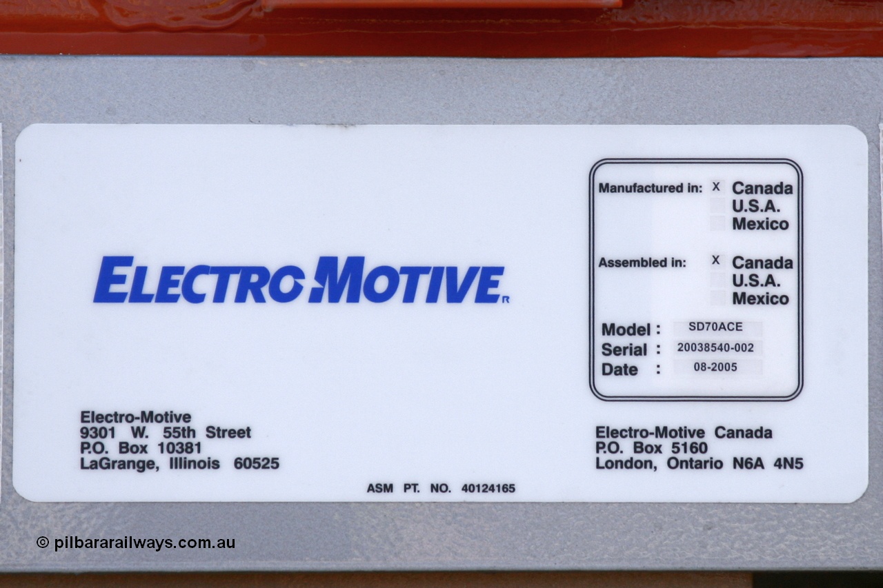 051023 6134r
Nelson Point, BHP Billiton's Electro-Motive built SD70ACe/LC builders 'plate' for 4301 serial 20038540-002, it is actually a decal. On delivery day 23rd October 2005.
Keywords: 4301;Electro-Motive;EMD;SD70ACe/LC;20038540-002;