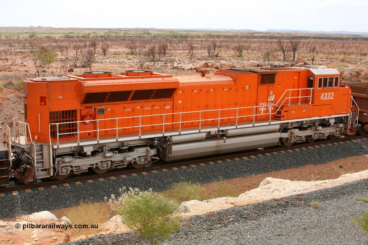 081225 0713r
Turner North, at the 111 km of the first bit of duplicated mainline and the first BHP Billiton Electro-Motive built SD70ACe 'Pumpkin' 4332 serial 20066862-061 that has been modified to lead unit status shows some of the external modifications undertaken, step in-fill covers, second handrail, air dryer, remote uncoupling, bifurcation of main air line and second painted snow plough. 25th December 2008.
Keywords: 4332;Electro-Motive-London-Ontario;EMD;SD70ACe;20066862-061;BNSF-9190;