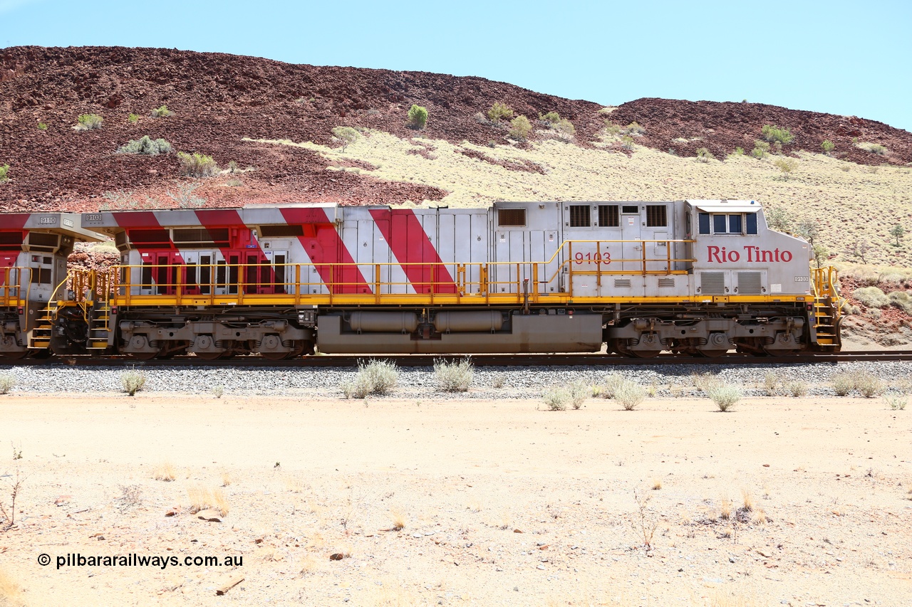 160306 1423
Green Pool, Rio Tinto General Electric built ES44ACi unit 9103 serial 61941 with a loaded ex-Deepdale awaits a meet with an empty, right hand side view. 6th March 2016. [url=https://goo.gl/maps/2nXD6ES9yUU2]View location here[/url].
Keywords: 9103;GE;ES44ACi;61941;Rio-Tinto-Stripes;