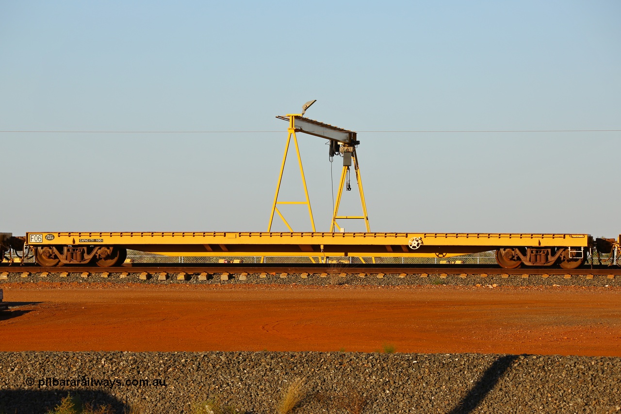 180701 9521r
Thomas Yard, FMG 100 tonne capacity flat waggon F 06. Built by CSR Yangtze Rolling Stock Co. at their Zhuzhou works in China.
Keywords: F-type;F06;CSR-Yangtze-Rolling-Stock-Co-China;FMG-flat-waggon;