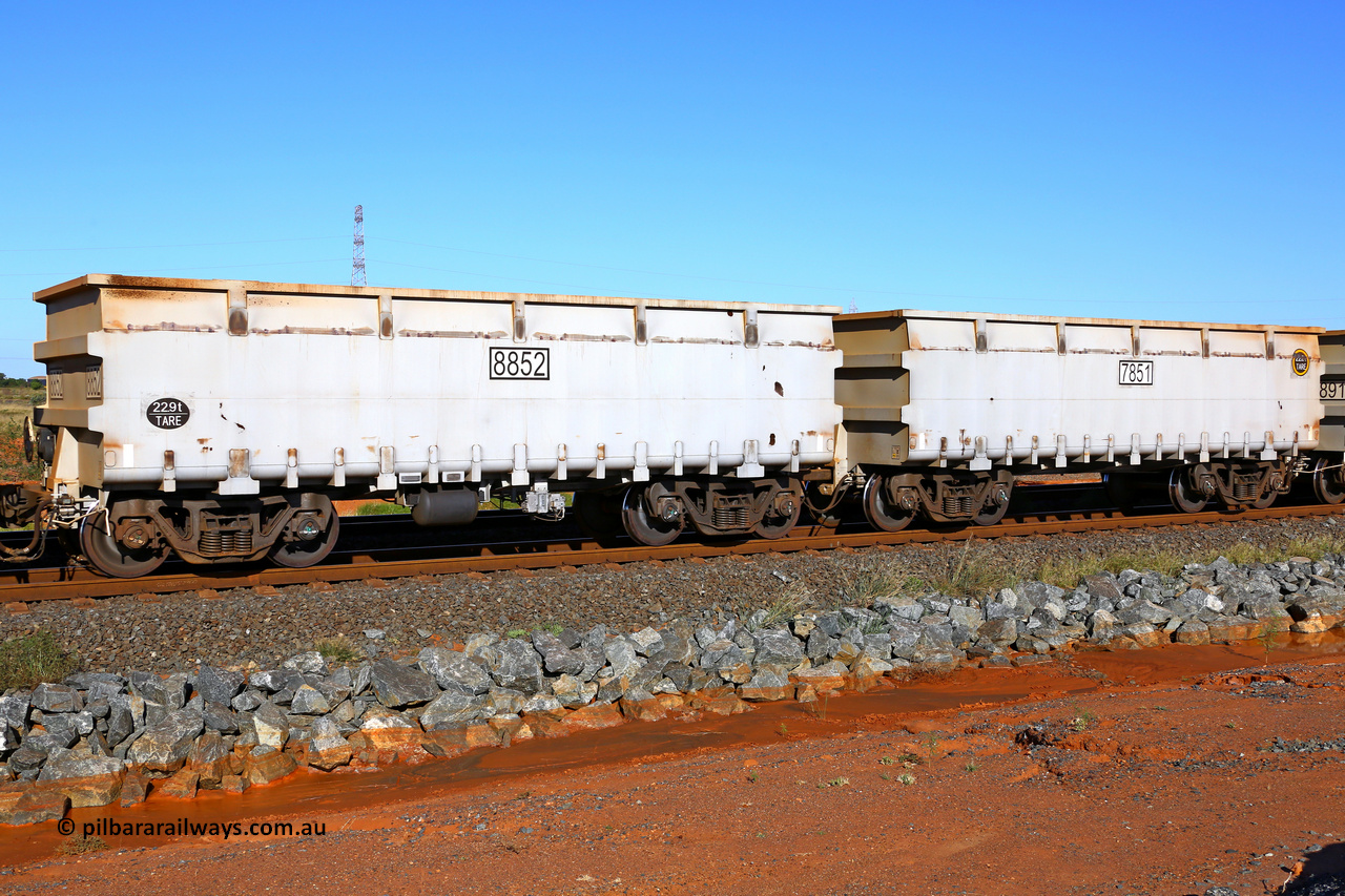 07851-08852 200616 6672
FMG 7851 and 8852 on an empty train at Boodarie, June 16, 2020. 148 waggons numbered from 7851 slave and 8852 control, up to 7997 slave and 8998 control built by CRRC Yangtze between 2018 and 2020 with the ribbed body style.
Keywords: 7851-8852;CRRC-Yangtze;FMG-ore-waggon;